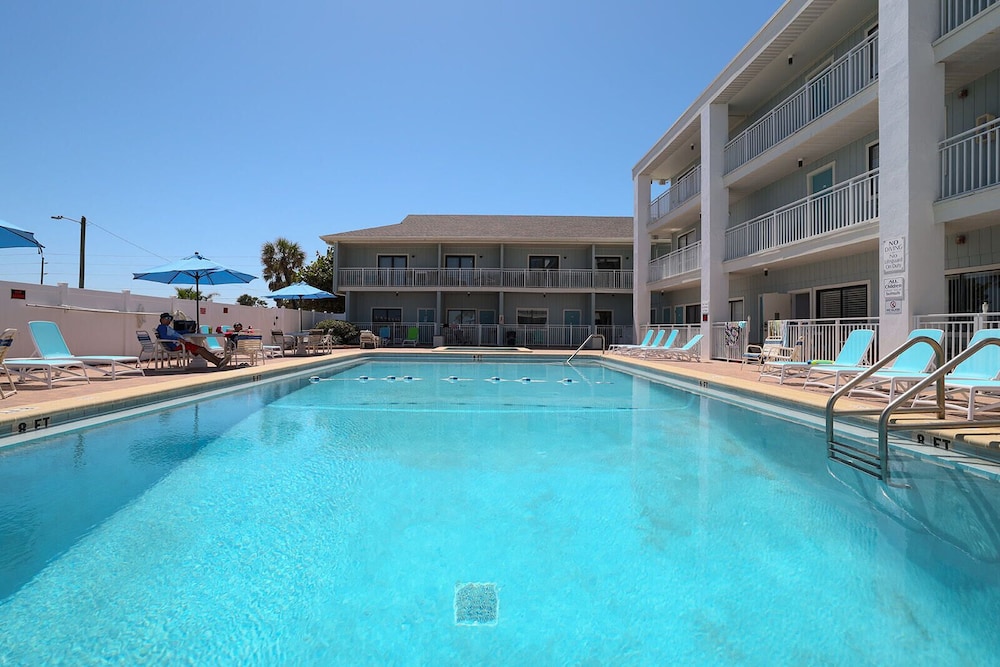 Coastal Waters Inn - photo 168