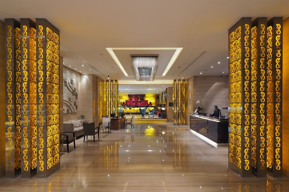 Cambridge Hotel Medan — Medan — photo 2