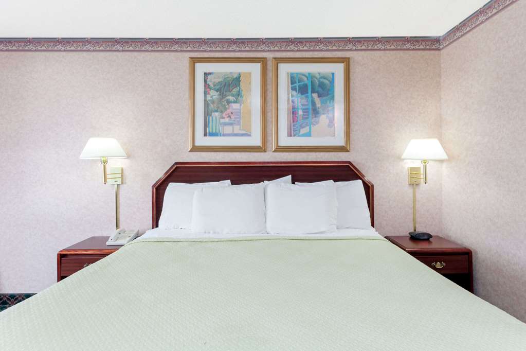 Days Inn by Wyndham Holladay - photo 8