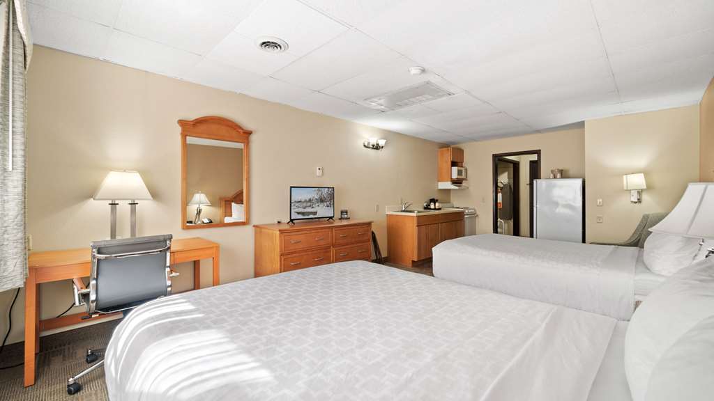 Clarion Hotel & Suites Fairbanks near Ft. Wainwright - photo 20