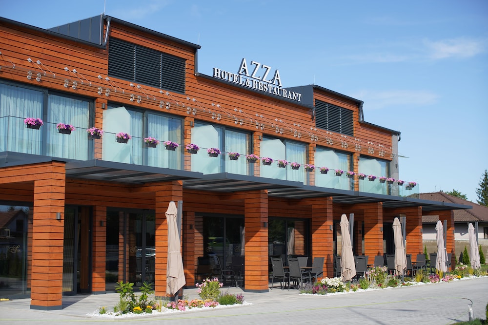 AZZA Hotel & Restaurant — hotel in Jesenice