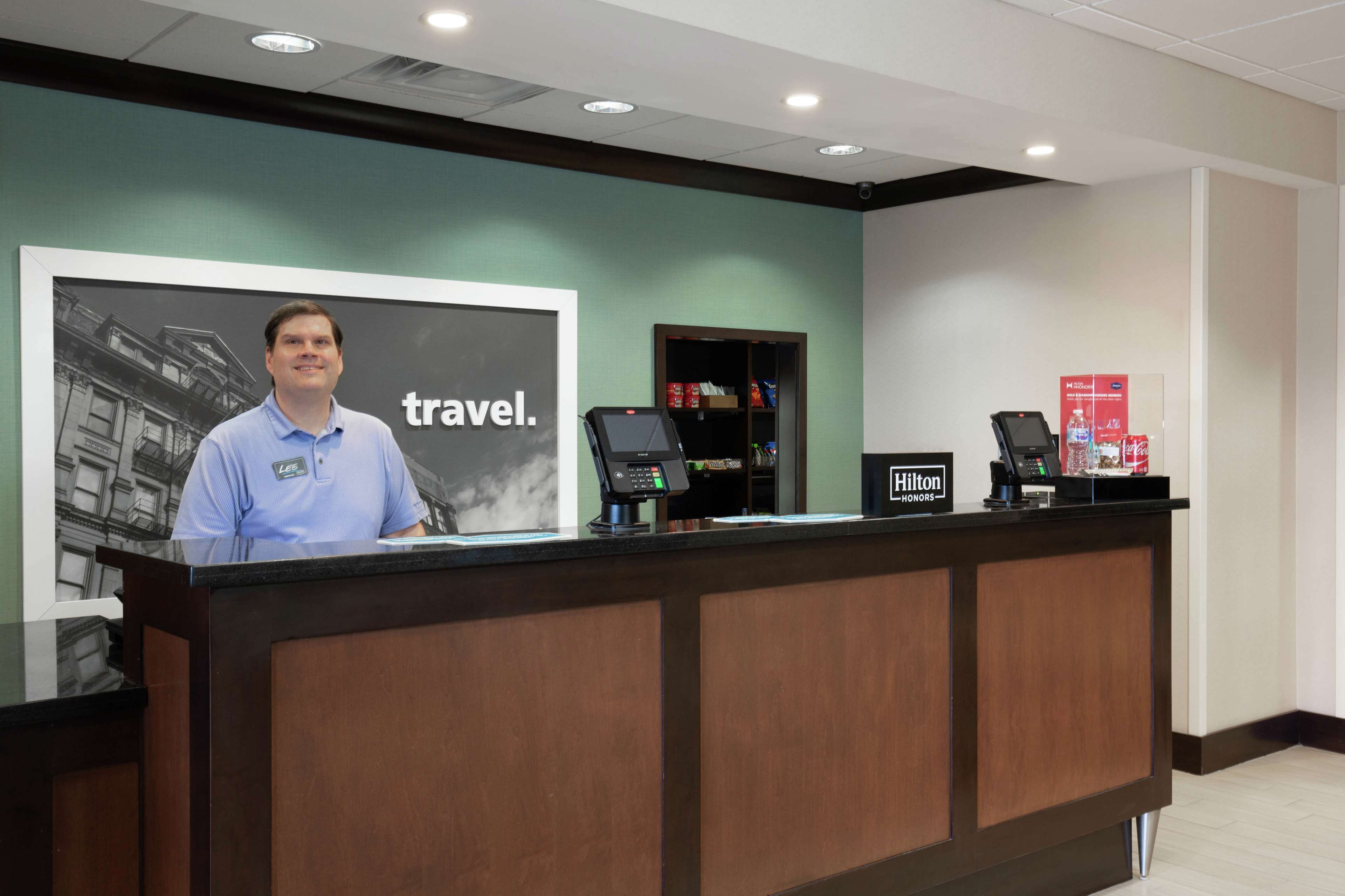 Hampton Inn & Suites Wheeling The Highlands - photo 6