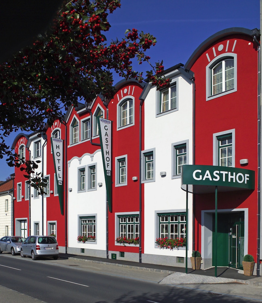 Hotel Restaurant Wallner in Sankt Valentin, Austria