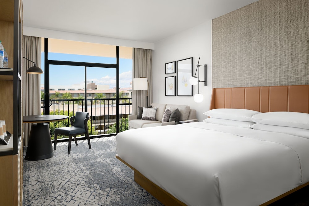 Sheraton Park Hotel at the Anaheim Resort - photo 30