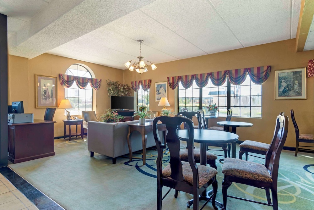 Quality Inn Cordele - photo 4