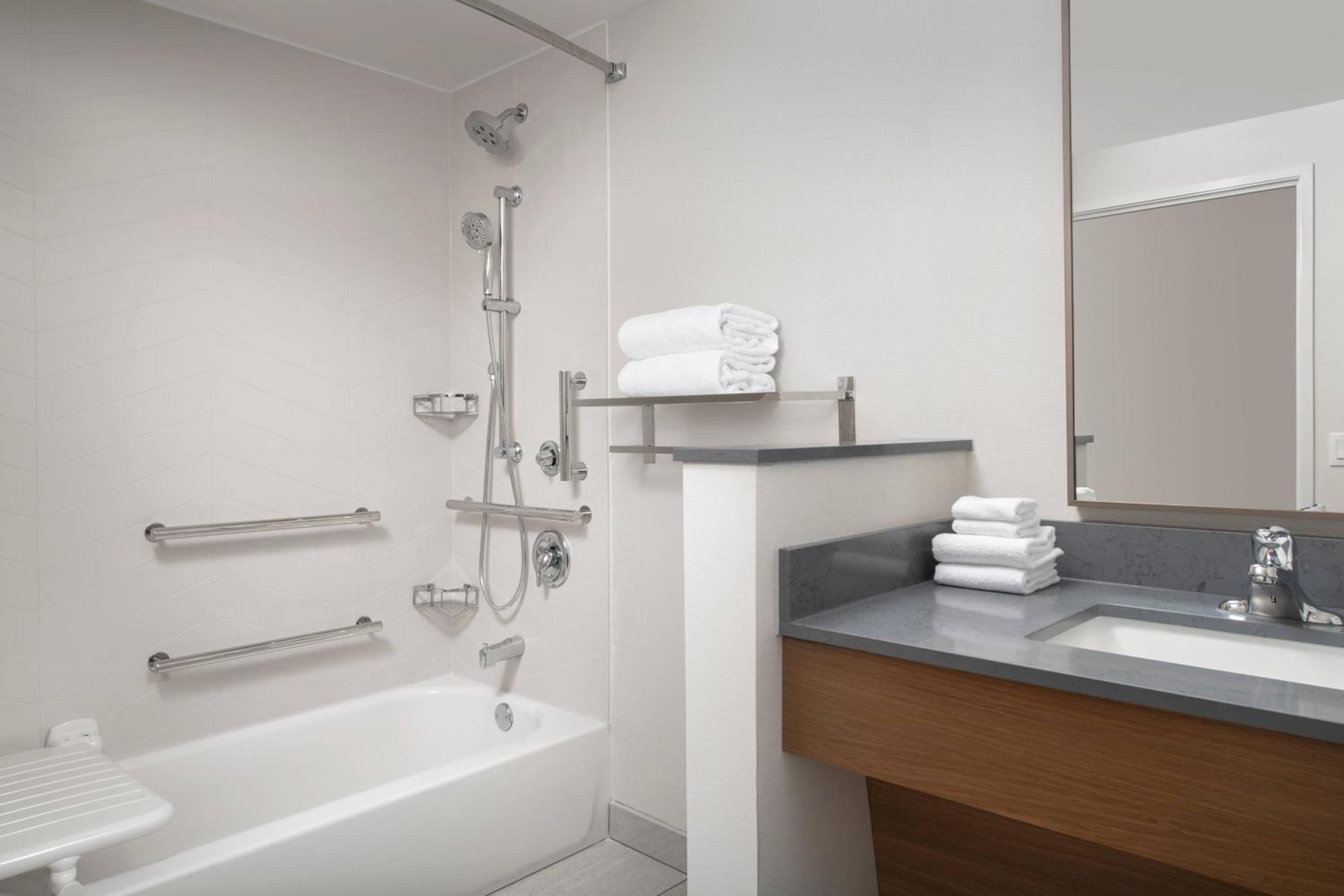 Fairfield Inn & Suites by Marriott New Orleans Metairie - photo 23