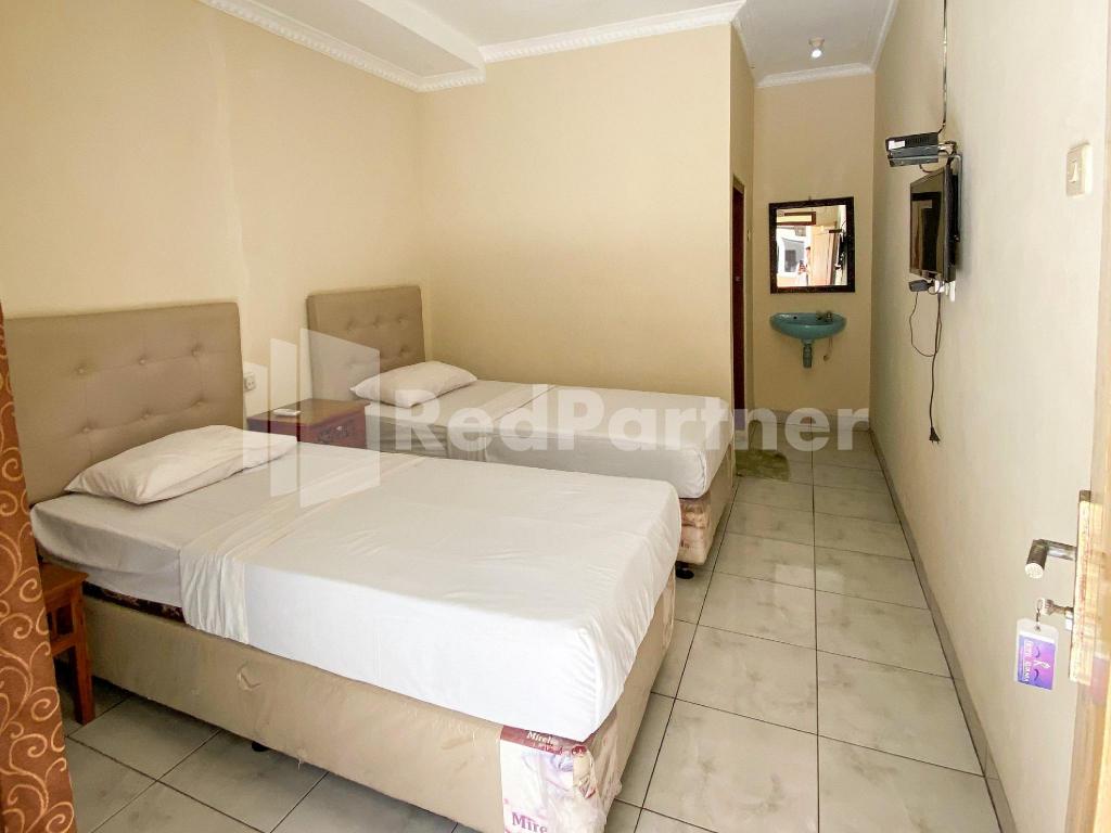 Hotel Kurnia Jln Pemuda Blora Redpartner — Blora
