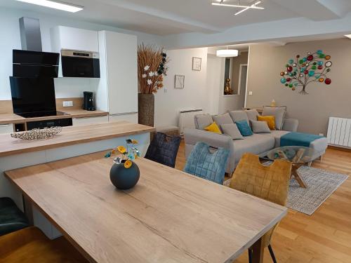 L'escale Portaise — hotel in Port-En-Bessin-Huppain
