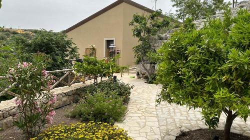 Casa vacanze Il Mandarancio — 4-Star Luxury Hotel in Modica, Italy