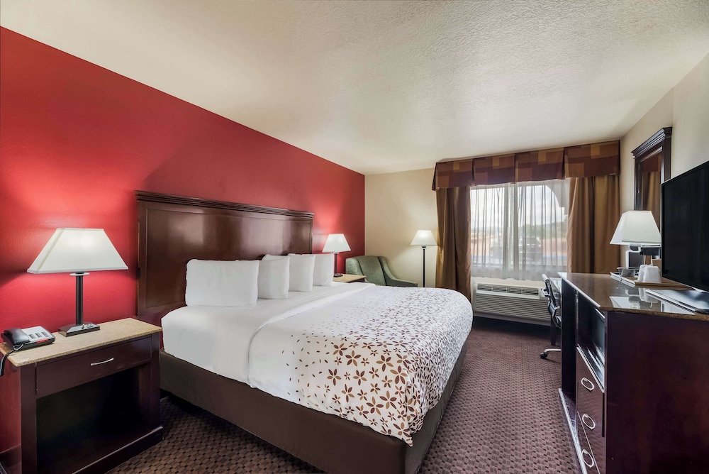 SureStay Plus Hotel by Best Western Silver City - photo 3