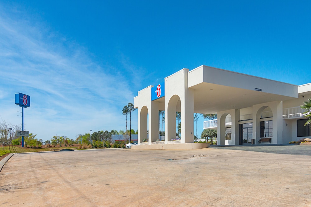 Motel 6 Newnan GA - photo 37