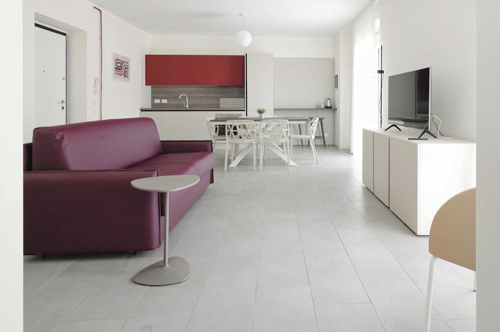 Joivy Porta Nuova — 4-Star Luxury Hotel in Milan, Italy