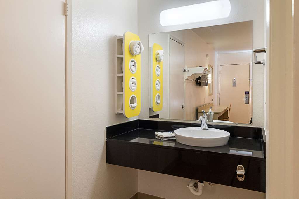 Motel 6 Mcallen TX - photo 15