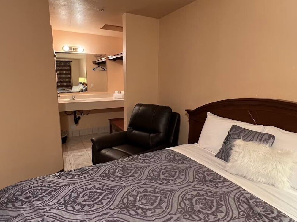 Frazier View Motel - photo 13