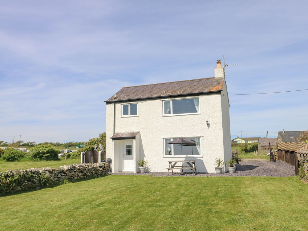 Pentre Iago — 4-Star Luxury Hotel in Holyhead, United Kingdom