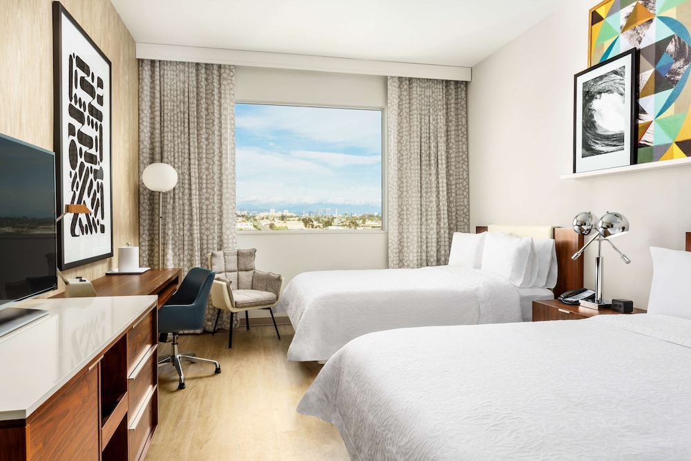 Hampton Inn & Suites Santa Monica - photo 19