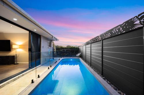Charming Group Getaway 9 Mins To Burleigh Beach