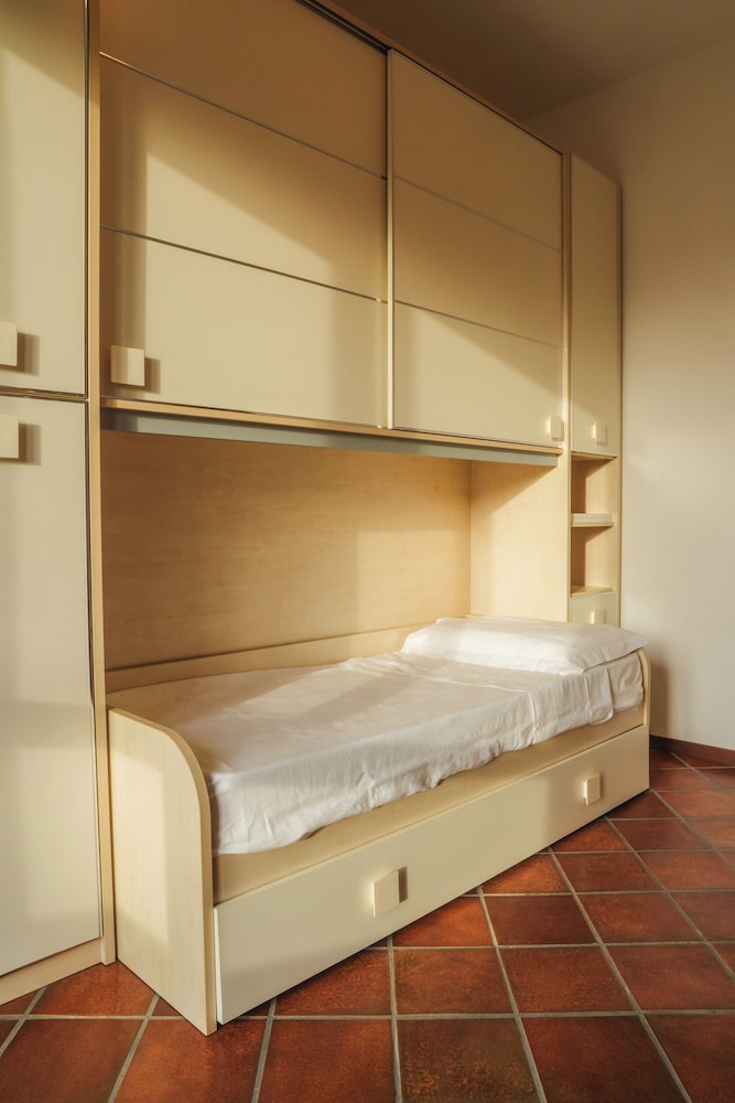 Villa in Vigna Apartment — 4-Star Luxury Hotel in San Mango Sul Calore, Italy