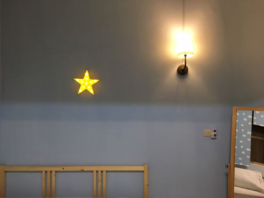 East Marvel — hotel in Tainan