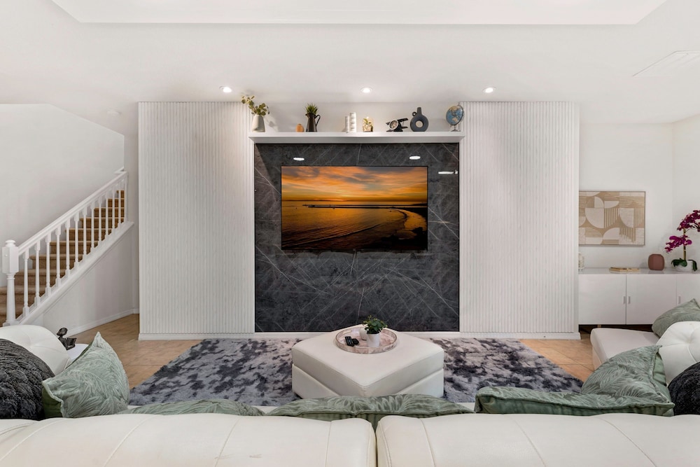 Sleeps 20 Masterpiece Collection Ww101 - photo 20