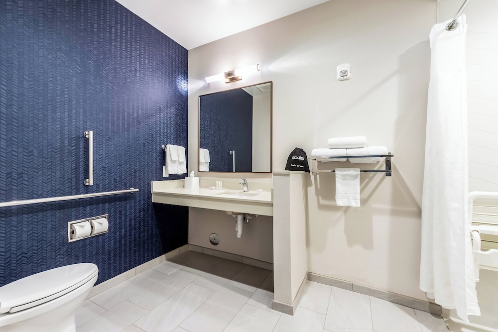 Fairfield Inn & Suites by Marriott Dallas Plano Frisco - photo 12