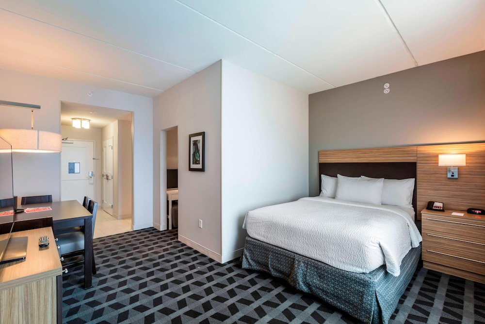 TownePlace Suites by Marriott Orlando at SeaWorld - photo 8