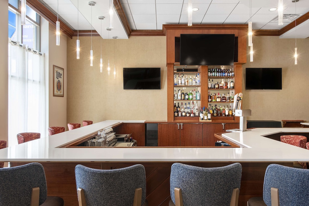 Hilton Garden Inn Cleveland Downtown - photo 24