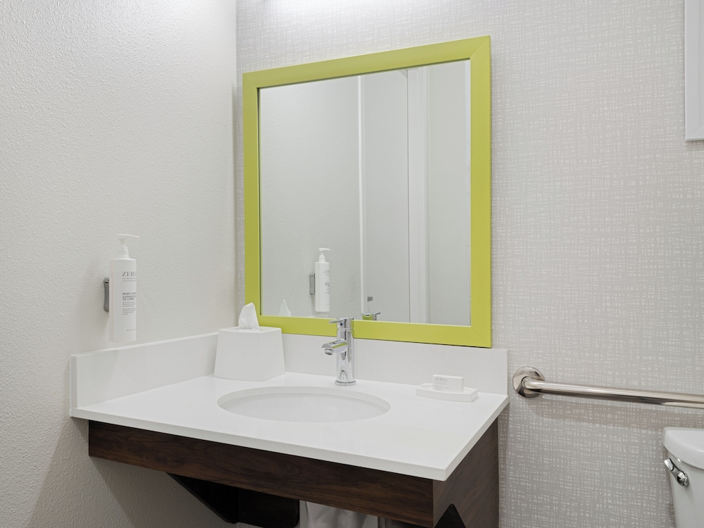Hampton Inn Boca Raton Deerfield Beach - photo 32
