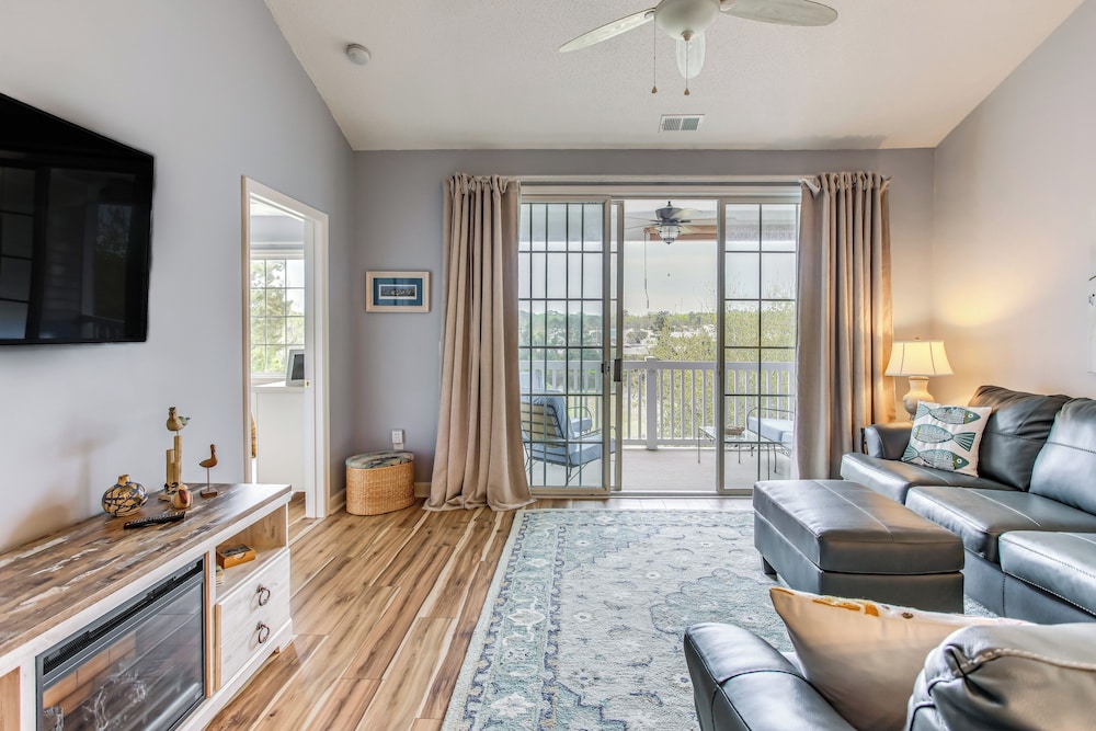 3 Mi to Beach: NMB Golf Resort Condo - photo 4