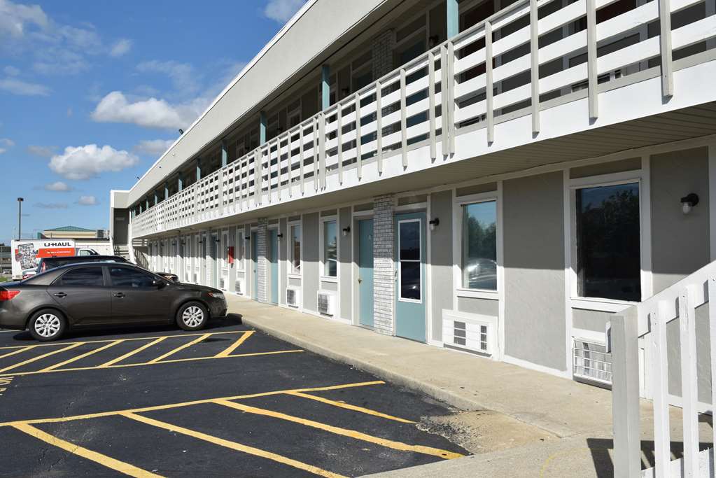 Knights Inn Merrillville - photo 14