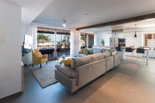 Ag Casa Del Mar Premium — 4-Star Luxury Hotel in Gandia, Spain