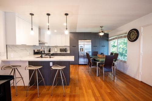 Renovated Culver City Escape Walkable WFH — 4-Star Luxury Hotel in Los Angeles, United States