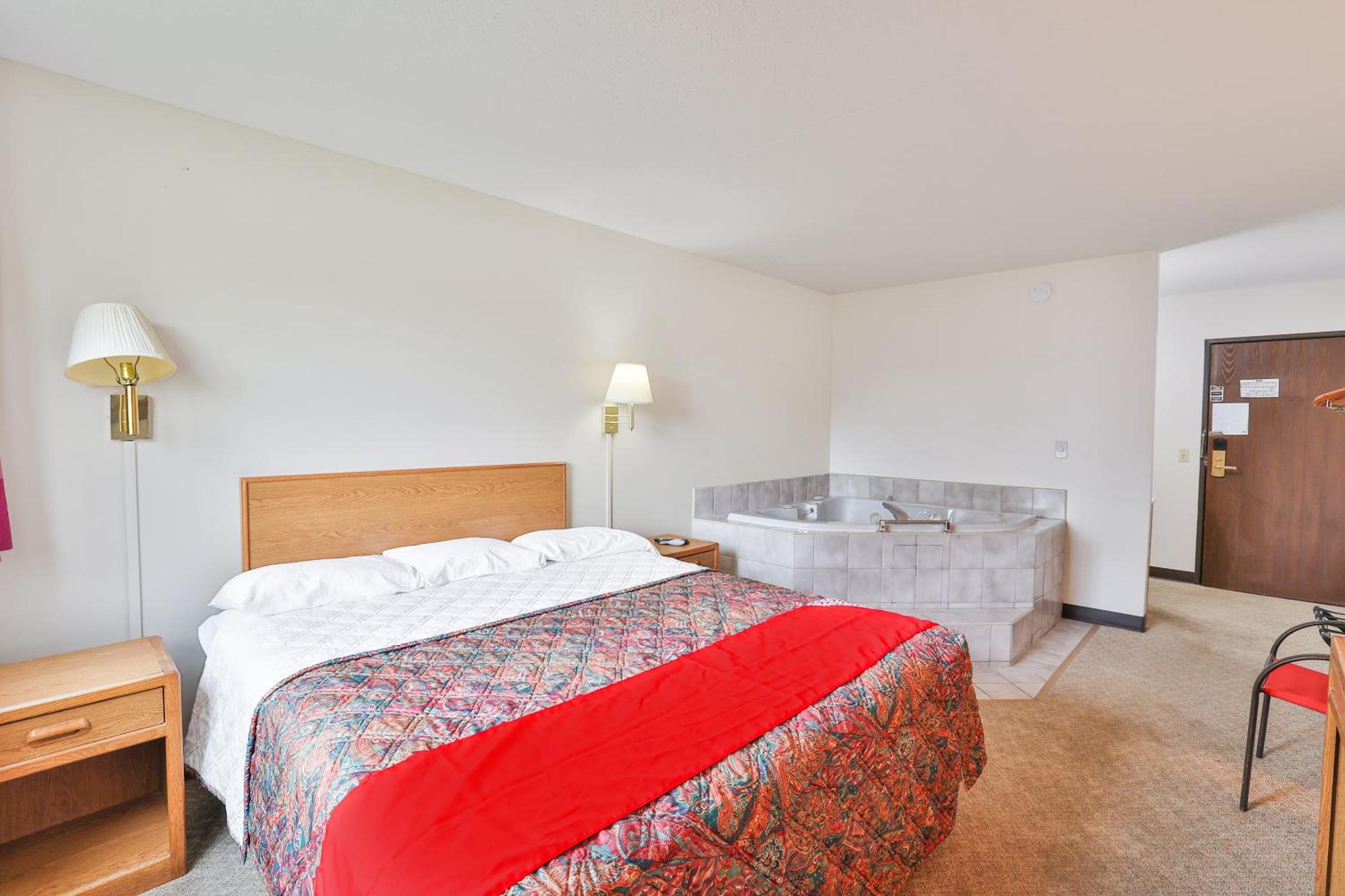 OYO Hotel Pipestone MN Canterbury Park - photo 23