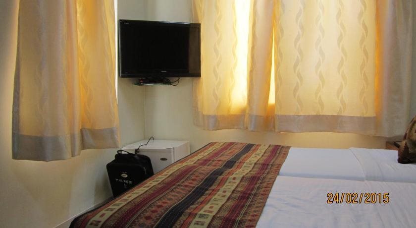 Empire Hotel