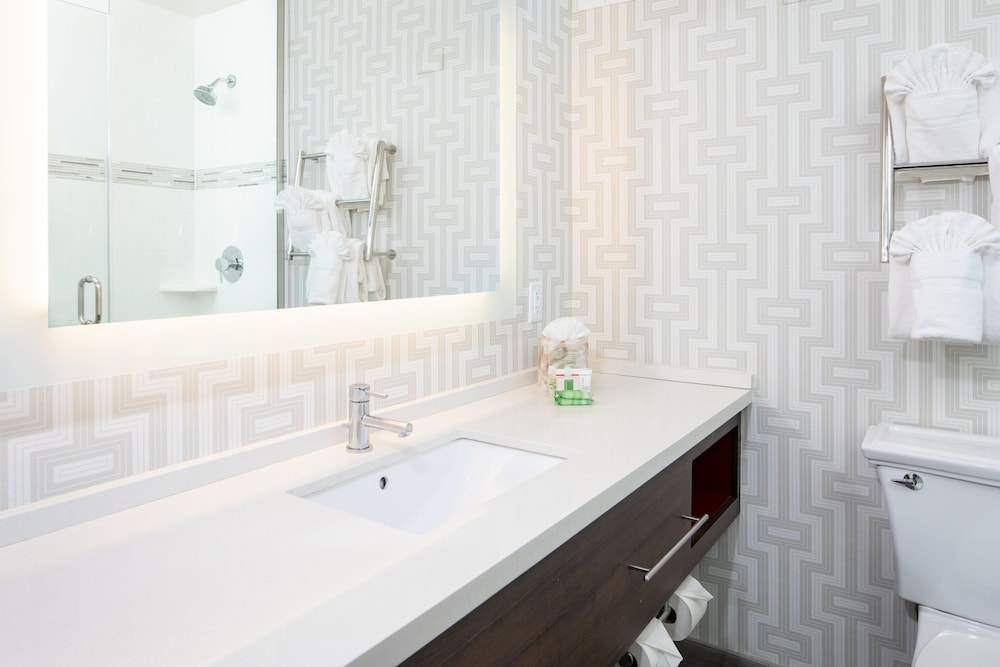 Holiday Inn Washington College Pk by IHG - photo 22