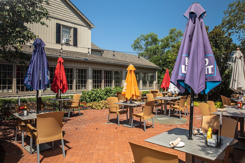 Plumsteadville Inn - photo 23