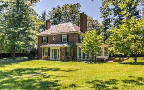 Idyllic County Escape - carbon neutral hotel in Timonium