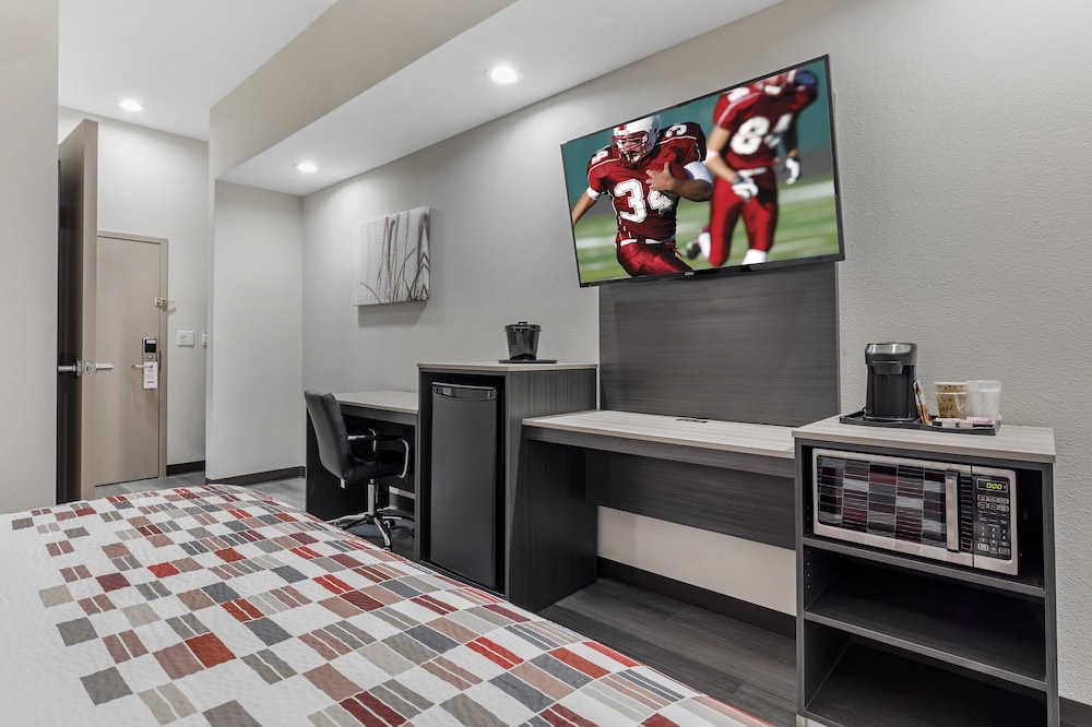 Red Roof Inn Hutchins - photo 15