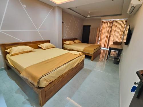 Sri Abirami Mahal in Tiruvannamalai, India