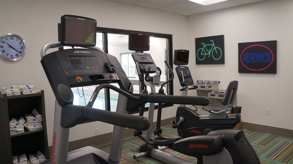 Holiday Inn Express & Suites Shippensburg by IHG - photo 52