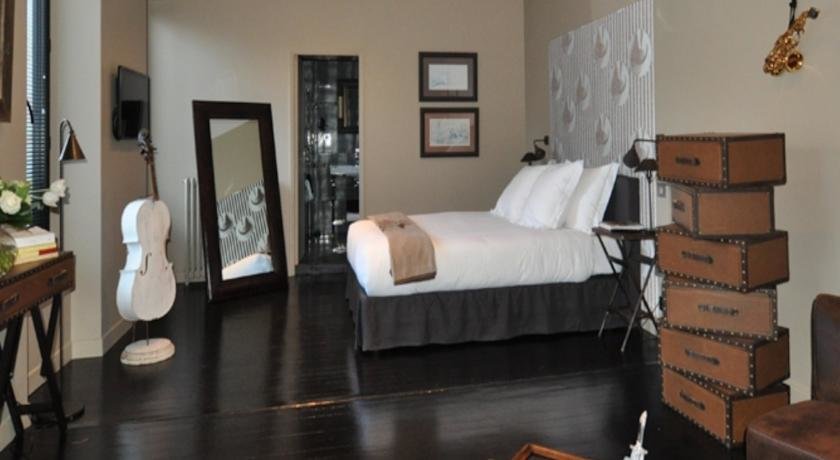 Le 5 in Beaune, France