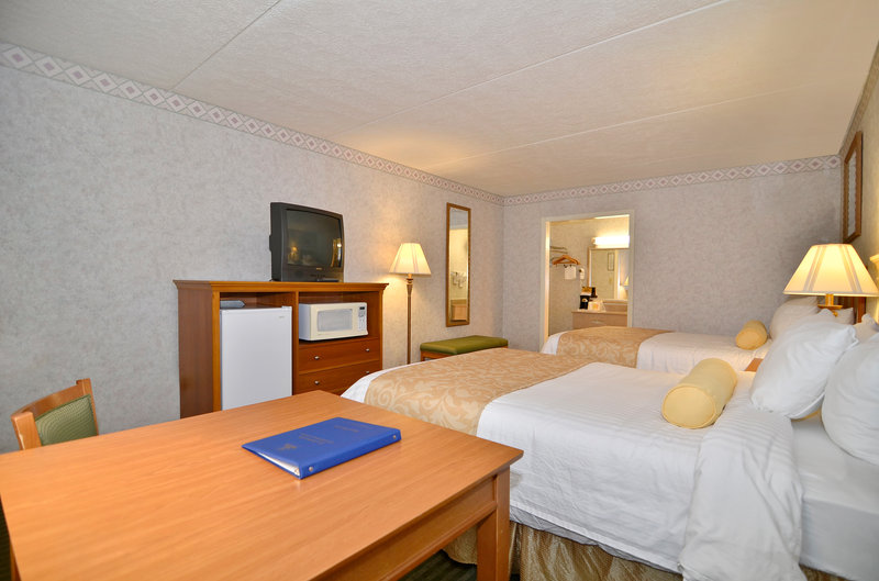 Clarion Inn & Conference Center - photo 5