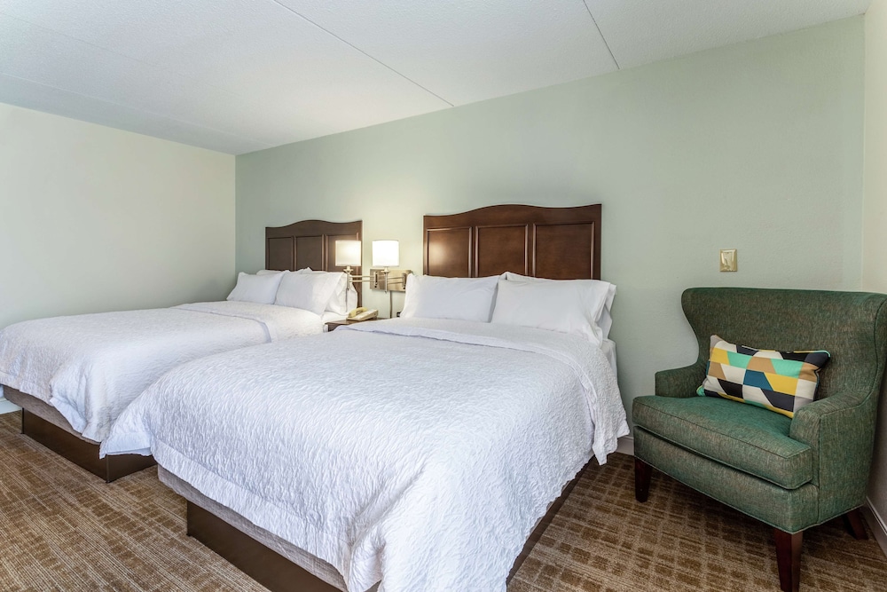 Hampton Inn Boston Peabody - photo 10