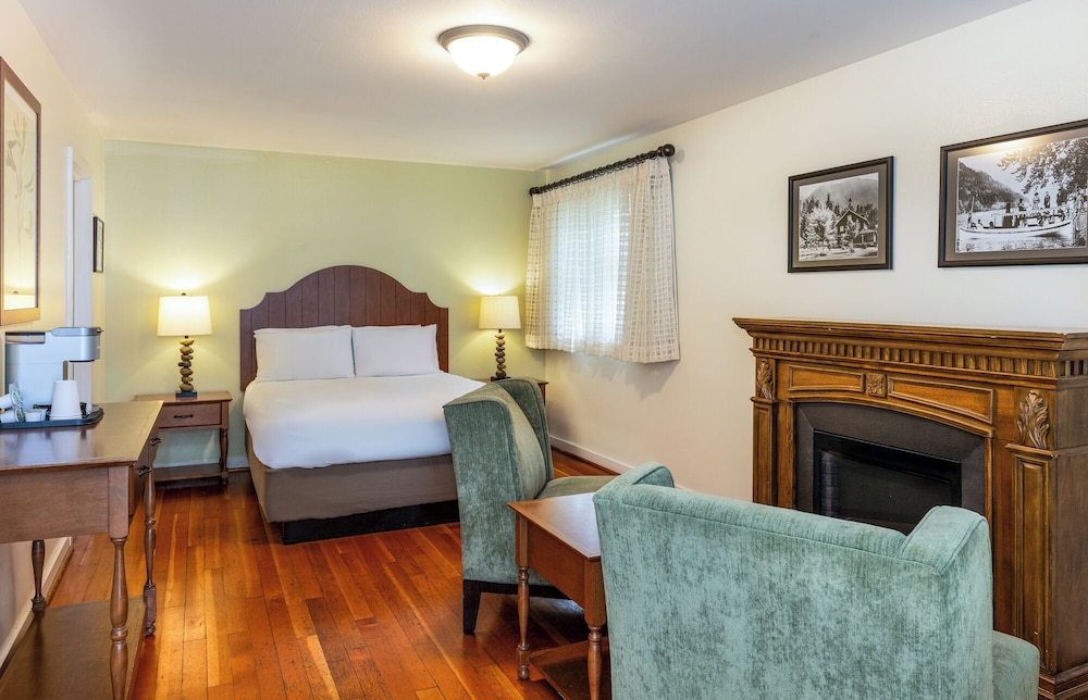 Lake Crescent Lodge - photo 18