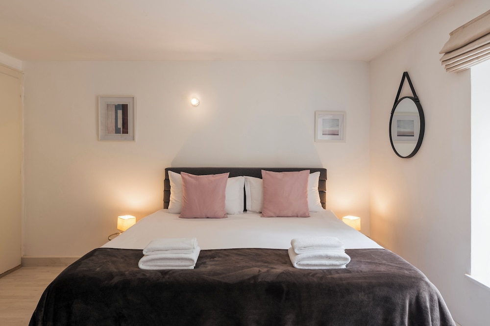 Amanthos Living Nyon in Nyon, Switzerland