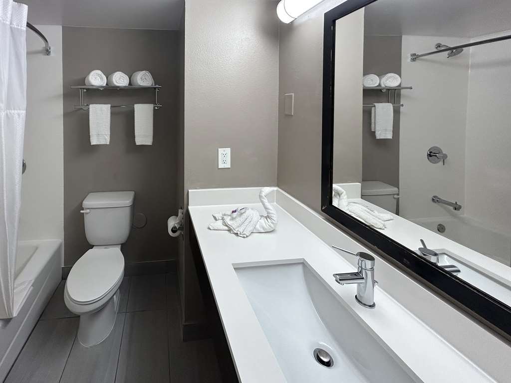 Studio 6 Suites Carson CA - photo 10