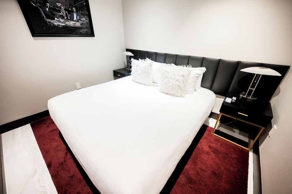 StripViewSuites at Palms Place Penthouses - photo 61