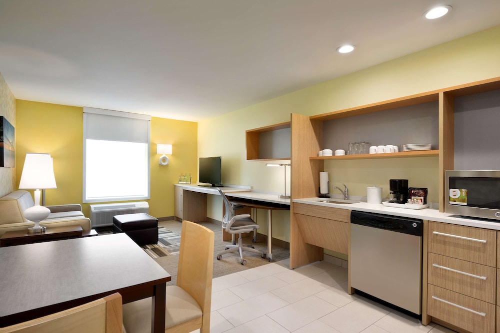 Home2 Suites by Hilton Baton Rouge - photo 18