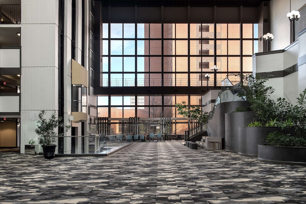 Embassy Suites Hotel Winston Salem - photo 4