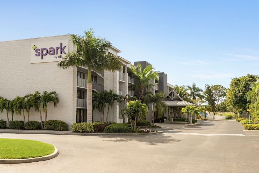 Spark by Hilton Sarasota Siesta Key Gateway - featured photo